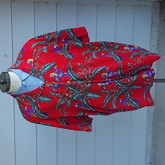 PARADISE FOUND Red‎ Parrots Magnum PI Rayon Sz 2XL XXL Aloha Hawaiian Shirt RARE - Picture 1 of 7